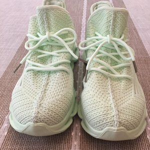 Autper Running/Walking Sneakers-Lightweight (NWOT)